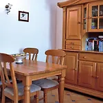 Les Pins Bleus A8 Apartment *