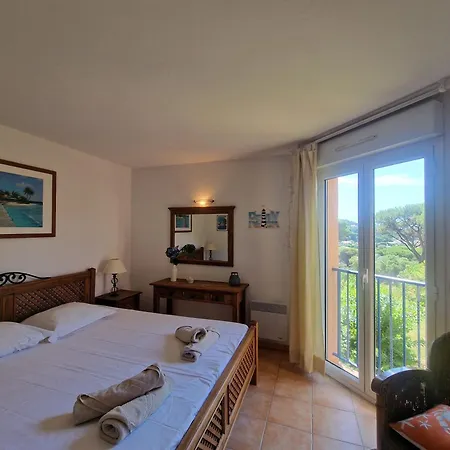 Les Pins Bleus A8 Apartment Sainte-Maxime