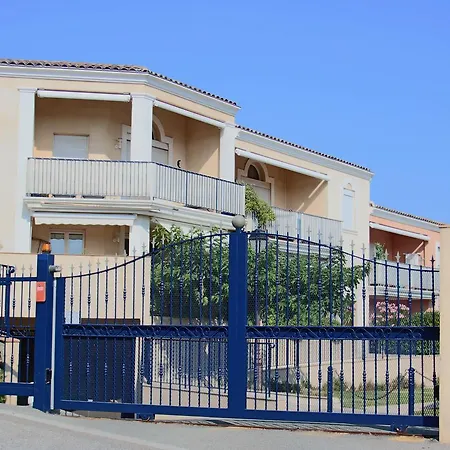 Apartment Les Pins Bleus A8