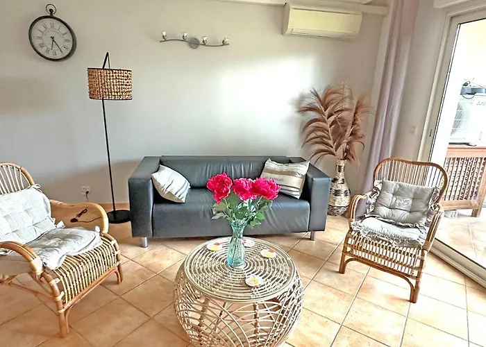 Apartment Les Pins Bleus A8 *