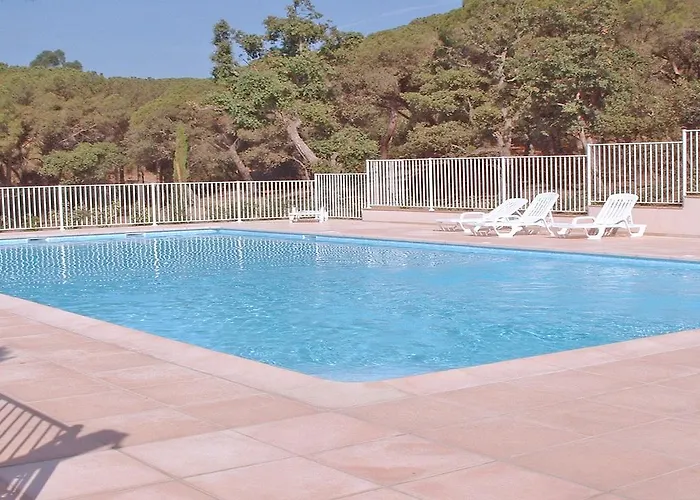 Apartman Les Pins Bleus A8 *