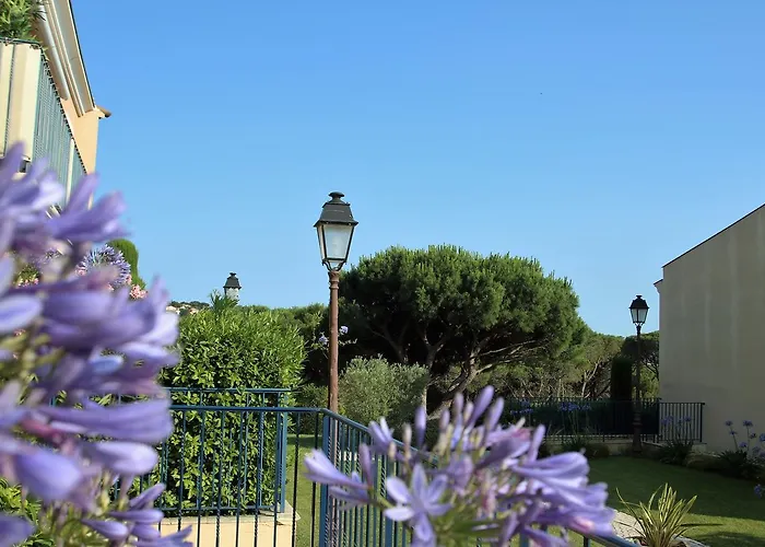 Les Pins Bleus A8 Apartman Sainte-Maxime